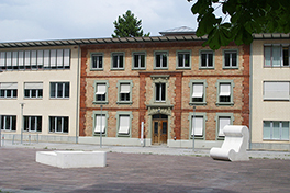 Foto des Bürogebäude des IOP